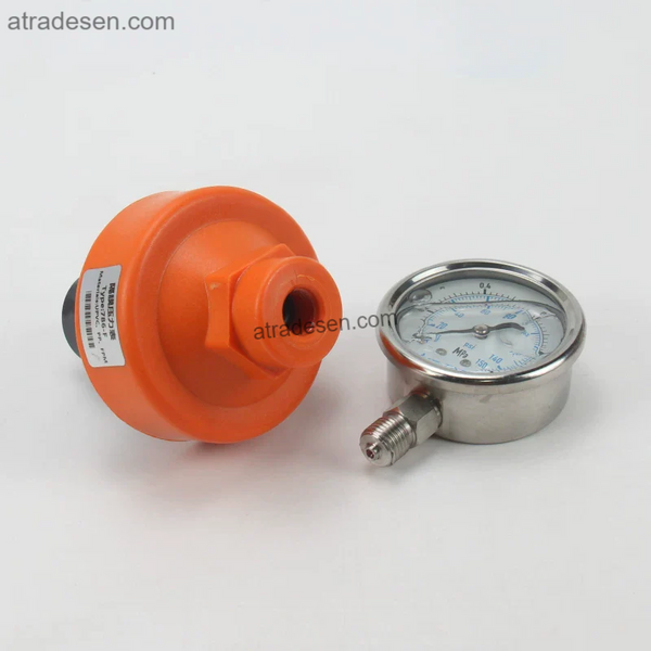 Liquid-Filled Stainless Steel Pressure Gauge - UPVC Chemical Diaphragm Seal (1/2